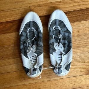 Water shoes